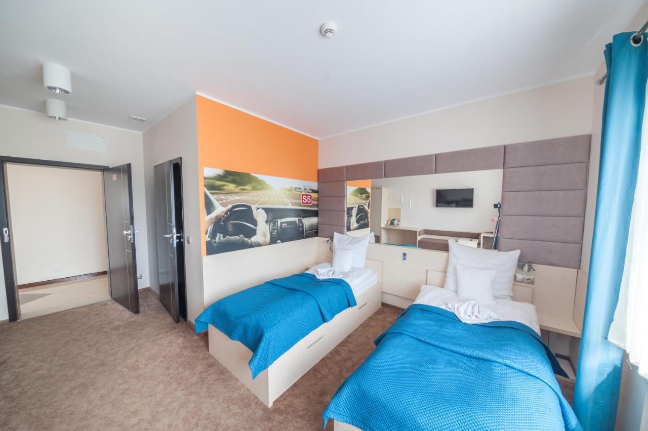 Zbrachlin Motel S5 المظهر الخارجي الصورة
