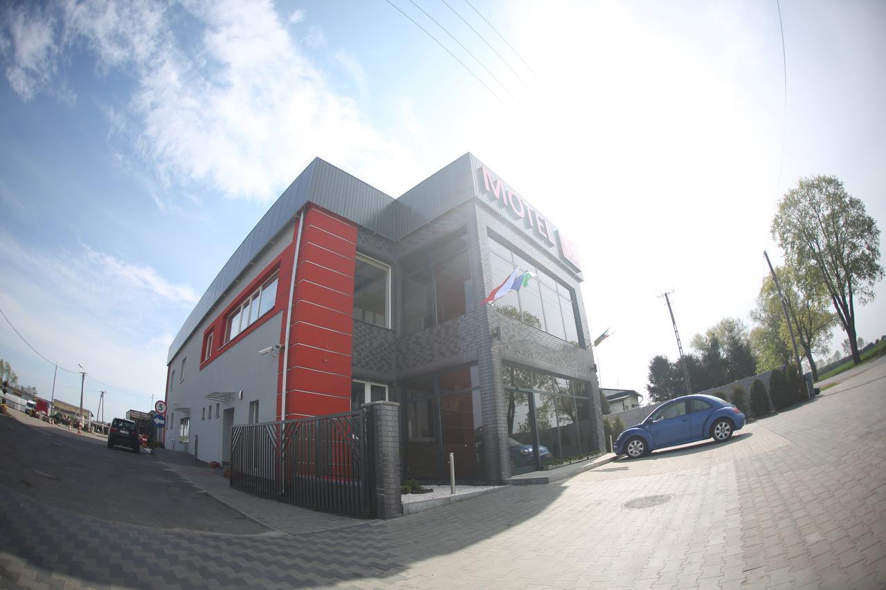 Zbrachlin Motel S5 المظهر الخارجي الصورة