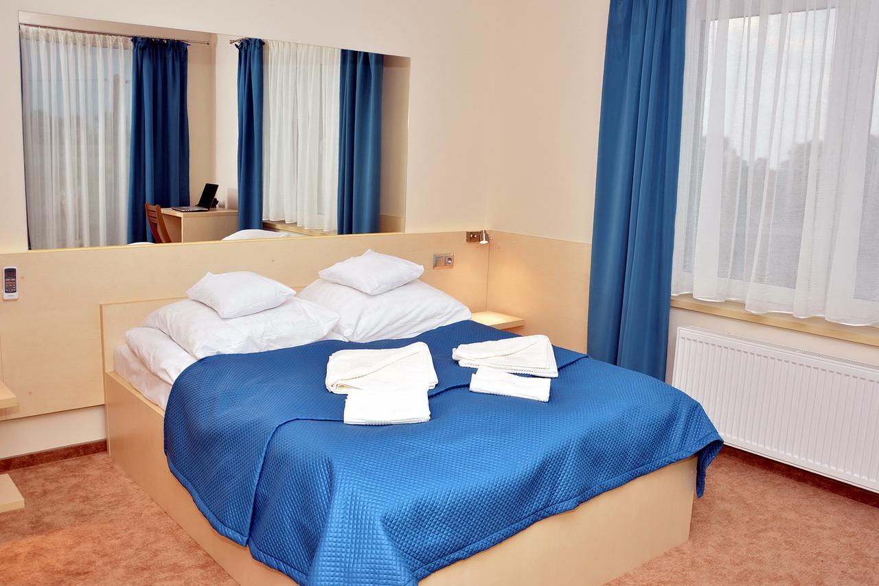 Zbrachlin Motel S5 المظهر الخارجي الصورة