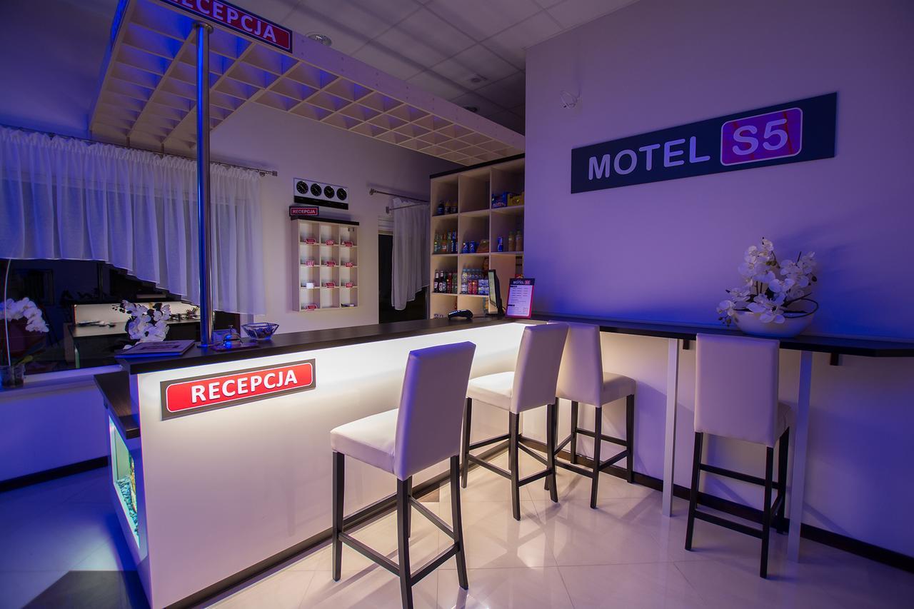 Zbrachlin Motel S5 المظهر الخارجي الصورة
