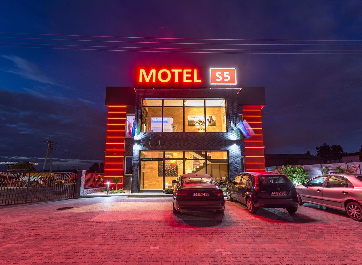 Zbrachlin Motel S5 المظهر الخارجي الصورة